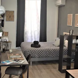 Appartement Studio Industriel De Steenia Vieux Port, Marseille